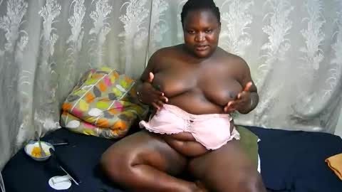 happysonia online show from February 4, 9:53 pm