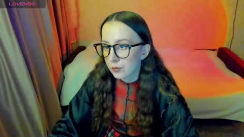 Snapshot of happystephanie chatting on May 17, 5:31 pm Stephanie online show from May 17, 5:31 pm