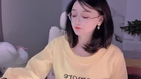 Snapshot of happysweetie168 chatting on January 17, 1:56 pm Daisy online show from January 17, 1:56 pm