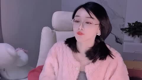 Snapshot of happysweetie168 chatting on January 18, 6:10 pm Daisy online show from January 18, 6:10 pm