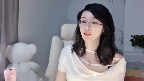 Snapshot of happysweetie168 chatting on February 28, 2:53 pm Daisy online show from February 28, 2:53 pm