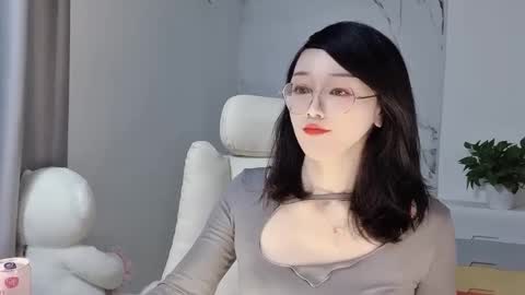 Snapshot of happysweetie168 chatting on March 5, 2:45 pm Daisy online show from March 5, 2:45 pm