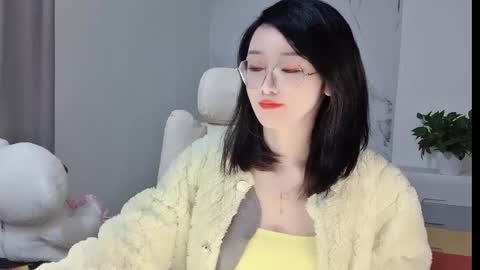 Snapshot of happysweetie168 chatting on March 8, 4:56 am Daisy online show from March 8, 4:56 am