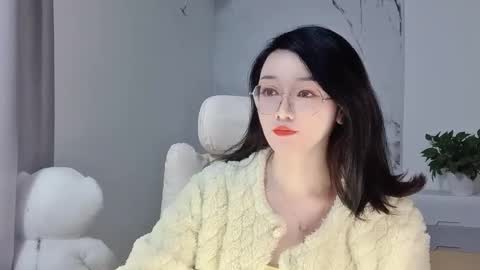 Snapshot of happysweetie168 chatting on March 9, 4:49 am Daisy online show from March 9, 4:49 am