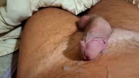 Snapshot of hapyending960 chatting on November 14, 9:02 pm Small things matters online show from November 14, 9:02 pm