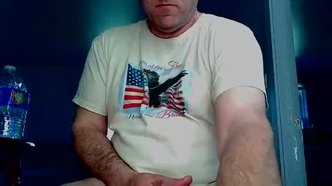 hard4you6921 online show from April 8, 1:33 pm