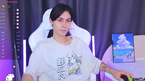 Mark online show from November 24, 1:44 pm