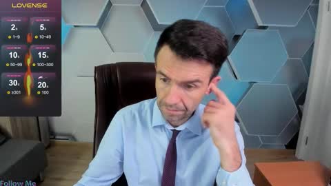 Steve online show from December 2, 12:32 pm