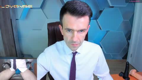 Snapshot of hard_and_juici chatting on June 7, 4:22 pm Steve online show from June 7, 4:22 pm