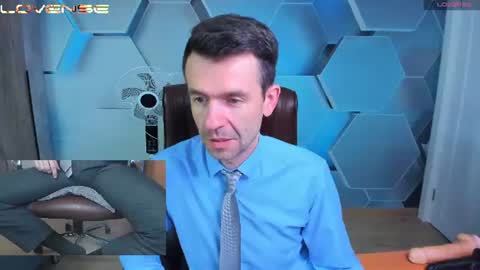 Snapshot of hard_and_juici chatting on June 12, 2:05 pm Steve online show from June 12, 2:05 pm