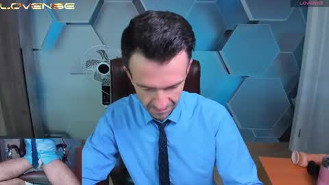 Snapshot of hard_and_juici chatting on June 13, 3:26 am Steve online show from June 13, 3:26 am