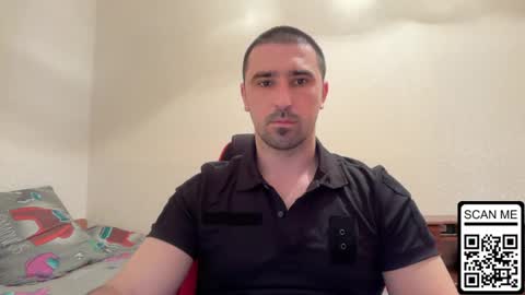Snapshot of hard_to_obey chatting on May 9, 12:21 pm Vadim online show from May 9, 12:21 pm