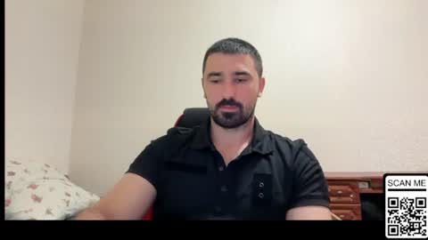 Snapshot of hard_to_obey chatting on June 18, 6:34 pm Vadim online show from June 18, 6:34 pm