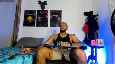Snapshot of hardboy_latin chatting on May 20, 3:02 am hardboy_latin online show from May 20, 3:02 am