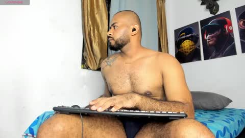 Snapshot of hardboy_latin chatting on May 21, 3:46 am hardboy_latin online show from May 21, 3:46 am