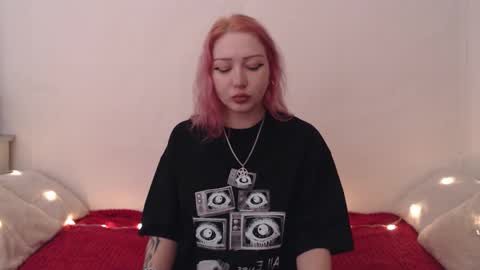 Emily online show from February 25, 9:57 pm