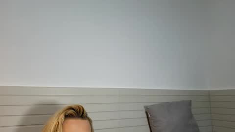 hardcoreslutxx online show from May 23, 11:31 pm