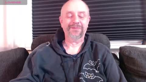 MrLazy online show from February 5, 6:48 pm