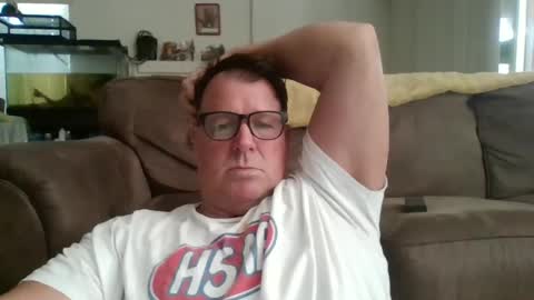 Snapshot of hardsweetandsticky chatting on September 25, 5:49 pm HSS online show from September 25, 5:49 pm