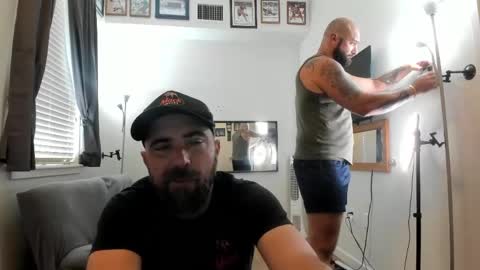 Snapshot of hardworkertn chatting on May 8, 5:07 pm hardworkertn online show from May 8, 5:07 pm