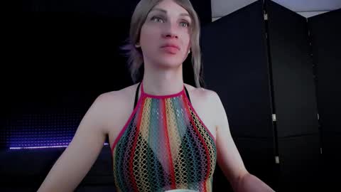 Snapshot of hardy_green chatting on November 14, 12:53 am Miss Hardy online show from November 14, 12:53 am