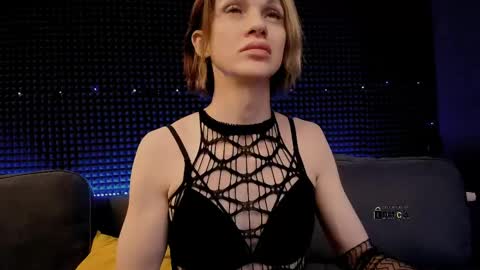 Miss Hardy online show from May 15, 4:19 am