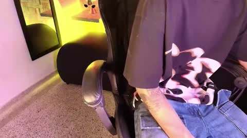 Hares online show from January 10, 1:24 pm