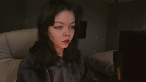 Snapshot of haribo_asmr chatting on October 6, 9:51 am Miss Hari online show from October 6, 9:51 am