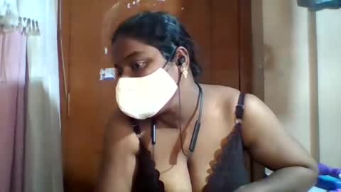Snapshot of harika69 chatting on April 5, 6:49 pm harika69 online show from April 5, 6:49 pm