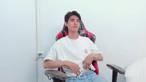 Snapshot of haritz_ chatting on December 22, 2:03 pm haritz online show from December 22, 2:03 pm