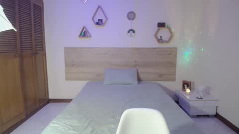 harknite online show from December 22, 10:18 pm