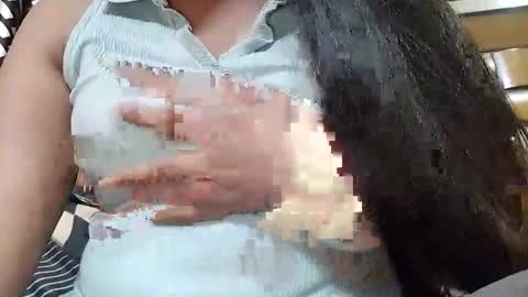 Snapshot of harleensexy26 chatting on March 9, 5:17 pm Sweety online show from March 9, 5:17 pm