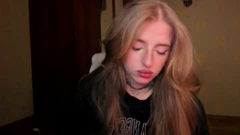 Julia online show from January 8, 5:54 am