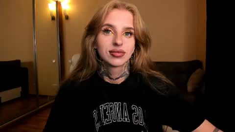 Julia online show from July 21, 5:21 am