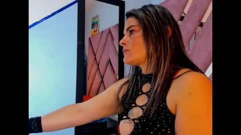 harleyhot_ online show from March 13, 2:23 pm