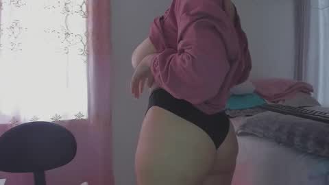 Snapshot of harleynapier chatting on February 6, 6:00 pm Natii online show from February 6, 6:00 pm