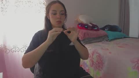 Snapshot of harleynapier chatting on March 16, 8:57 pm Natii online show from March 16, 8:57 pm