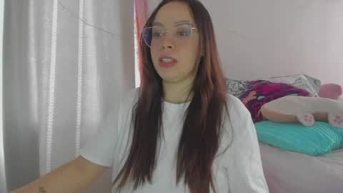 Natii  online show from June 13, 3:43 pm