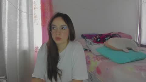 Snapshot of harleynapier chatting on June 24, 7:24 pm Natii online show from June 24, 7:24 pm