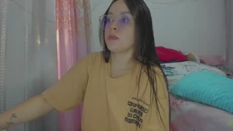 Snapshot of harleynapier chatting on July 5, 10:50 pm Natii online show from July 5, 10:50 pm