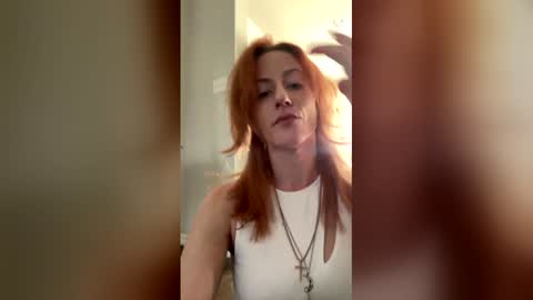 Snapshot of harleynyx_638 chatting on December 20, 4:14 pm harleynyx_638 online show from December 20, 4:14 pm