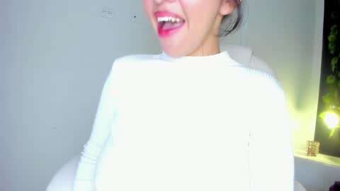 Snapshot of harleyqueen_robbie chatting on January 11, 1:48 am harleyqueen_robbie online show from January 11, 1:48 am