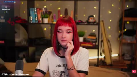 Snapshot of harleyspy chatting on December 16, 6:40 am HarleyJeffrey online show from December 16, 6:40 am