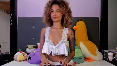 Harmony Hill online show from November 2, 10:56 pm