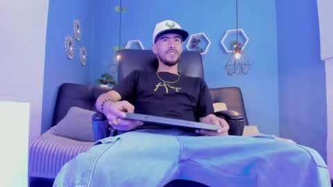 harold_999 online show from June 3, 2:03 am