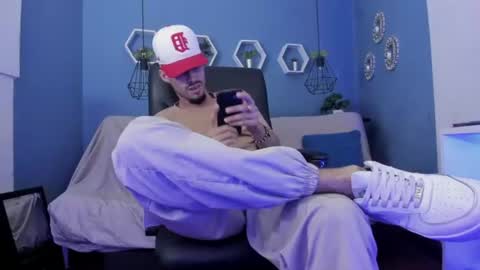 harold_999 online show from June 26, 6:56 pm