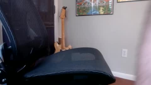 Snapshot of harp3736 chatting on July 4, 6:36 pm Datswut Shesed online show from July 4, 6:36 pm