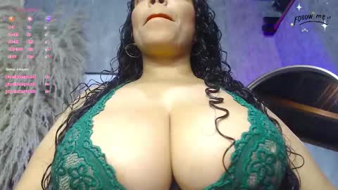 Snapshot of harper_ziu chatting on September 12, 12:05 pm harper_ziu online show from September 12, 12:05 pm