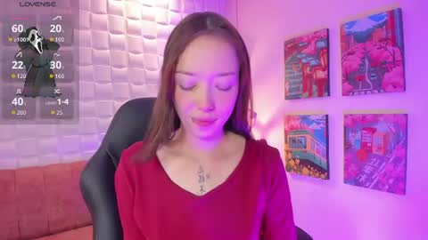 Snapshot of harperwest_ chatting on July 25, 6:27 pm Harper online show from July 25, 6:27 pm