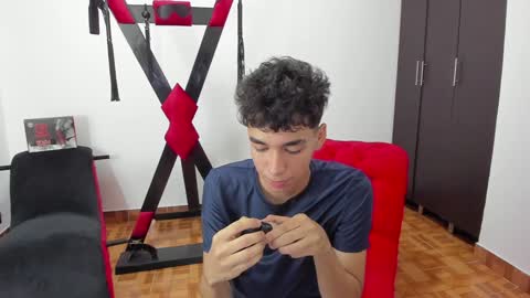 Snapshot of harry_latinboy chatting on January 10, 8:15 pm Harry online show from January 10, 8:15 pm